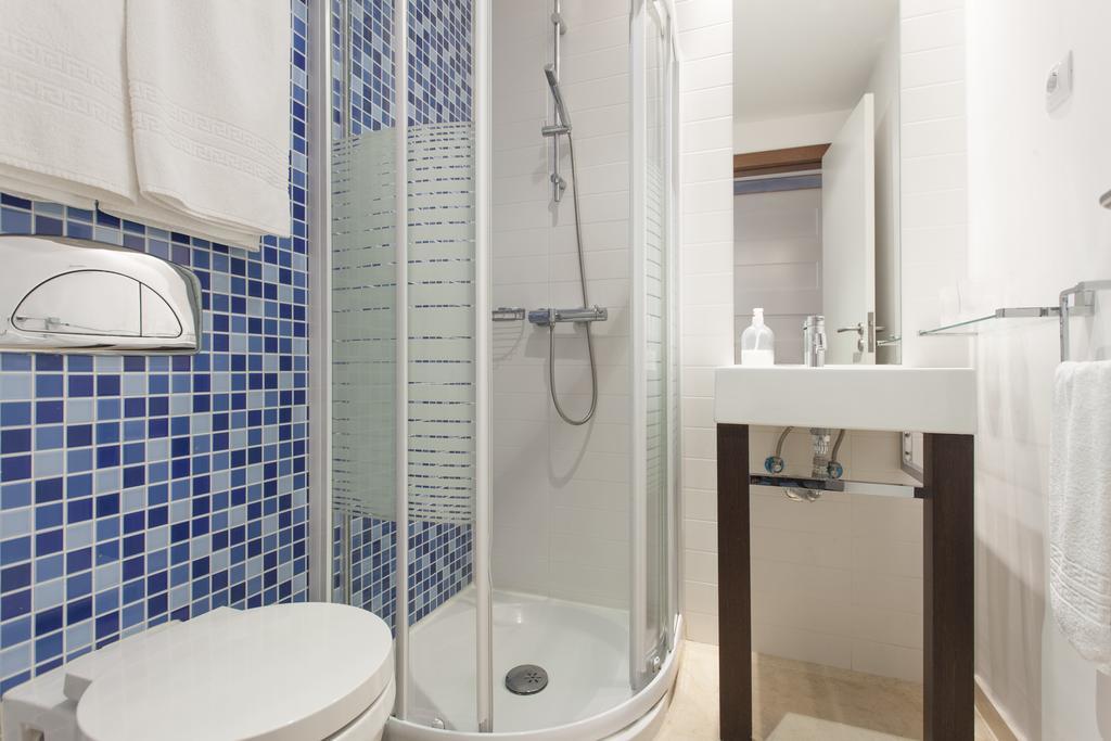 Bairrus Lisbon Apartments - Alfama II Rum bild